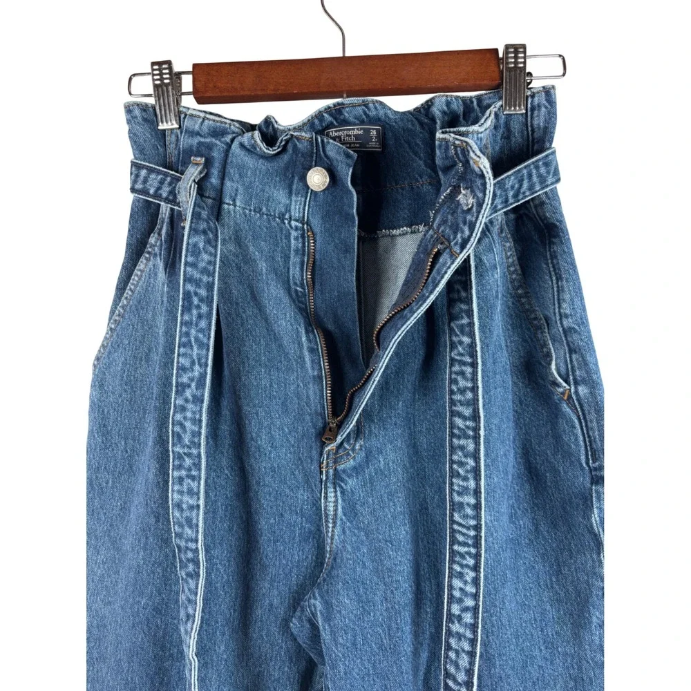 Abercrombie & Fitch Mom Jean Womens 26/2R‎ Blue Paperbag Waist Belted Straight